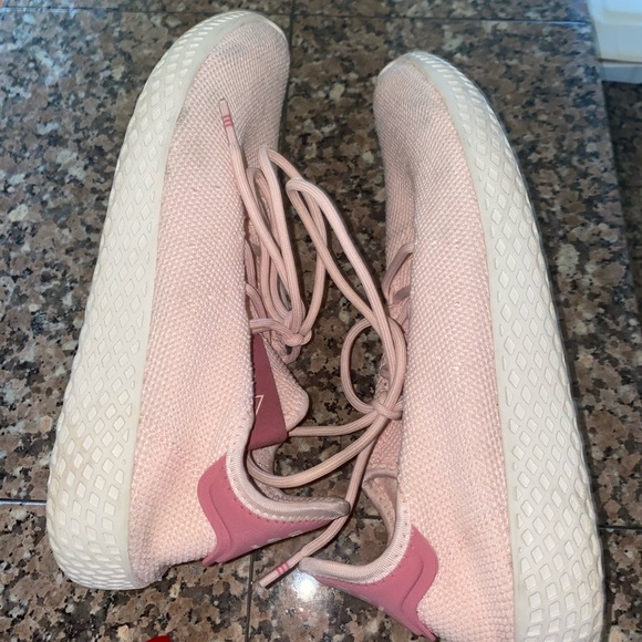 Pink Addidas sneakers - Picture 6 of 10